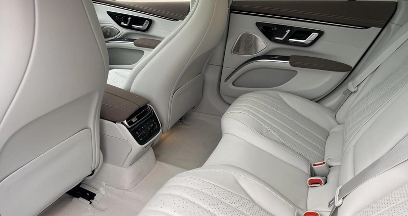 Mercedes-Benz EQE cena 615799 przebieg: 5, rok produkcji 2024 z Piaseczno małe 379